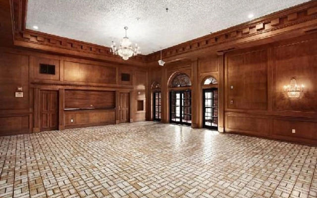 Howard Johnson Burlington