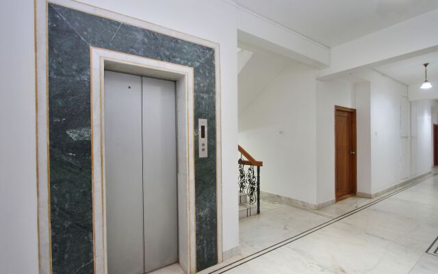 OYO 9419 Manu Residency