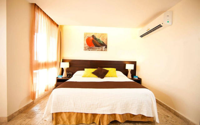 Isla Sol by Hotel Solymar