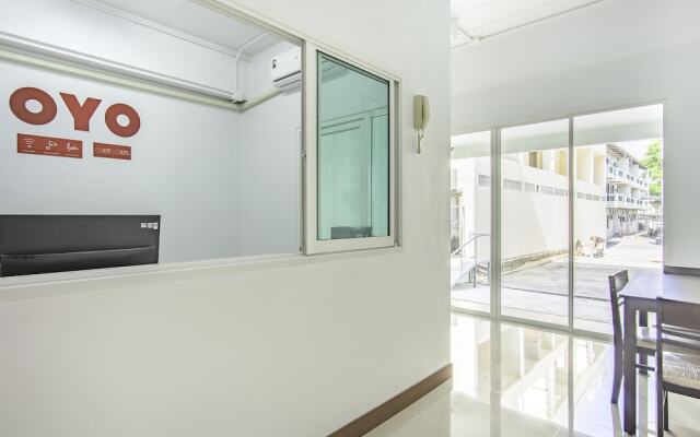 OYO 601 C W Mansion Phuket