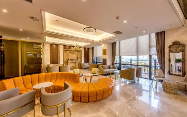 Dyne Oceano Hotel