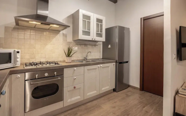 Laurel Apartment by Mmega