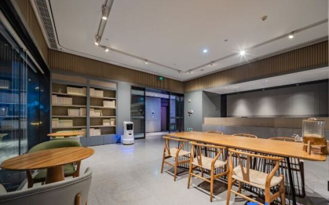 Ji Hotel (Chengdu Tianfu Square Daye Road Store)