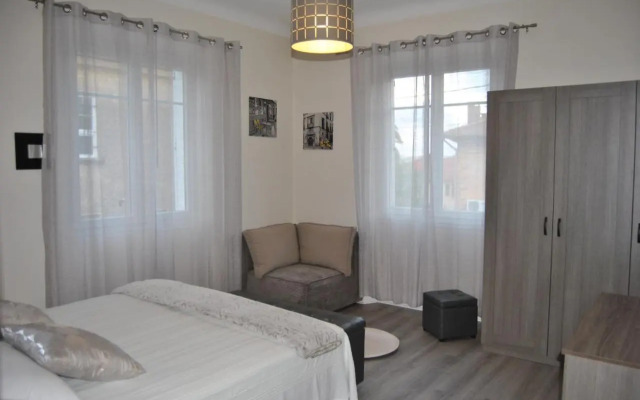 Le Calme au Centre Ville