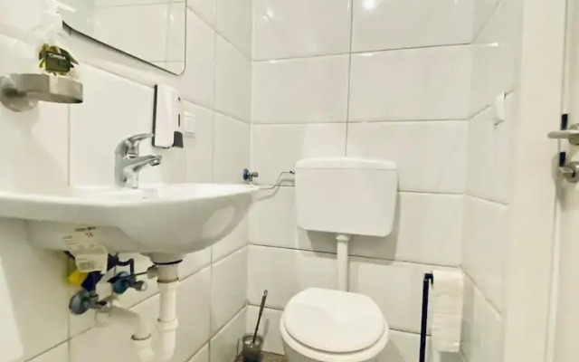 Central King Studio Downtown Area