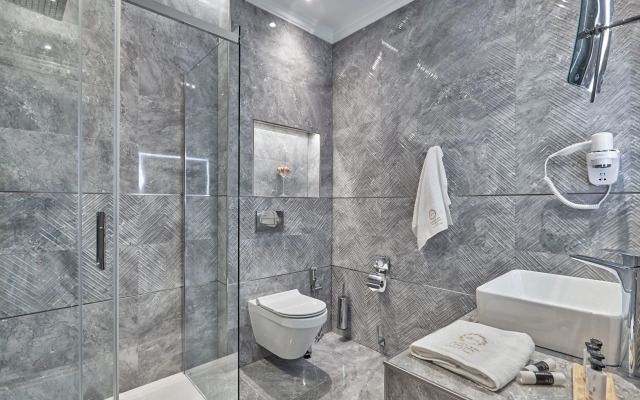 Golden Key Boutique Hotel