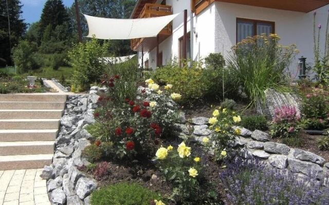 Ferienwohnung am Rosengarten