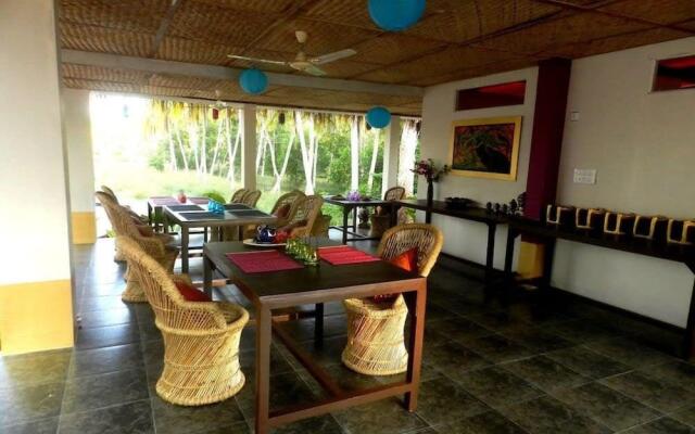 Phoenix Island Resort
