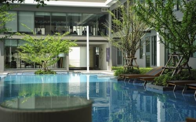 Private Stay @ Ideo Mobi Rama 9 Condominium