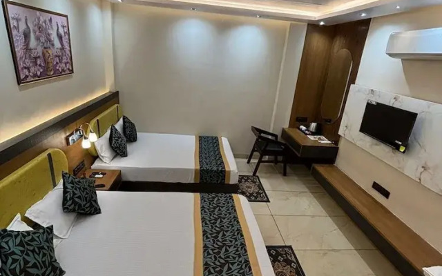 Hotel Shakuntla Palace