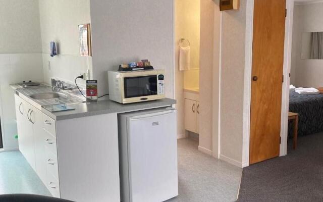 Opononi Lighthouse Motel