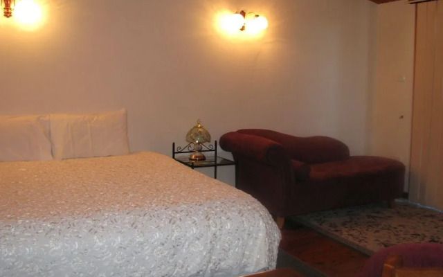 Hill Top Country Guest House