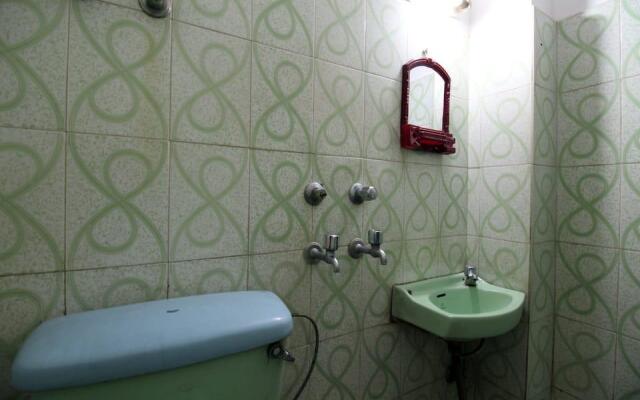 VIP Deluxe Hotel