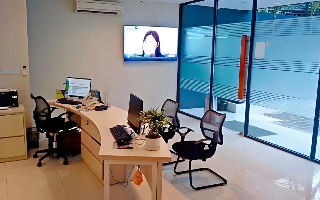 LeGreen Suite Sudirman