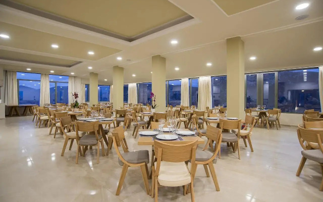 V Hotel Delphi