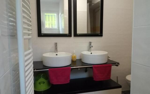 Studio indépendant 40m² avec jardin privé