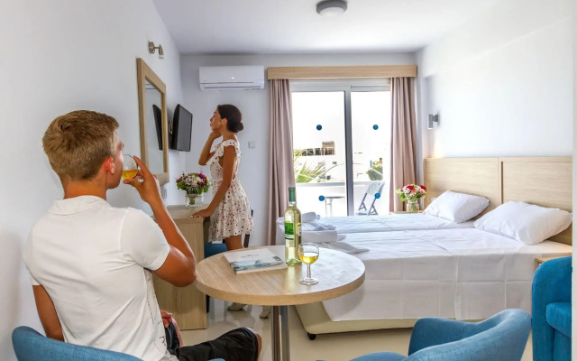 Paul Marie Hotel Apartments