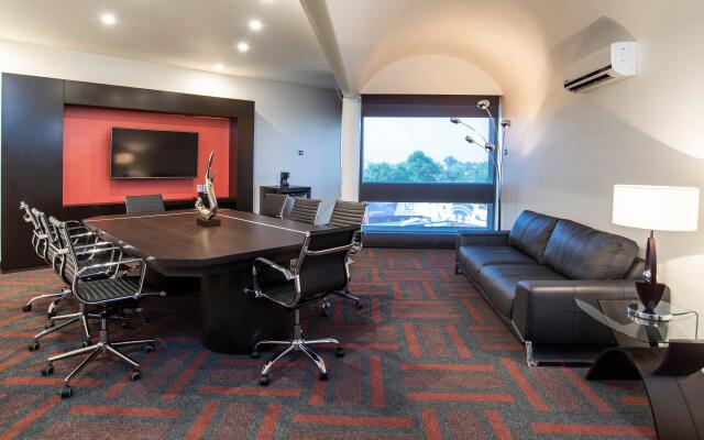 Holiday Inn Mexico Dali Airport by IHG