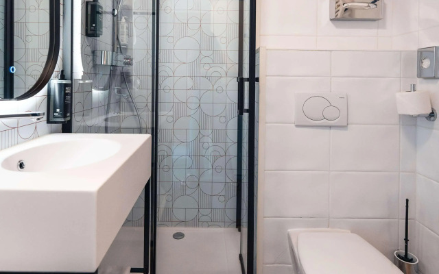 Ibis Styles Charleroi Airport Aero 44