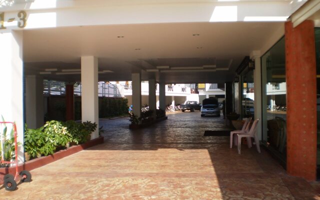 Wangburapa Grand Hotel