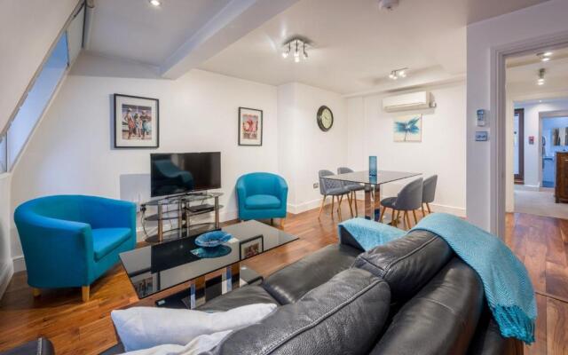 Apartment 4, 48 Bishopsgate by City Living London