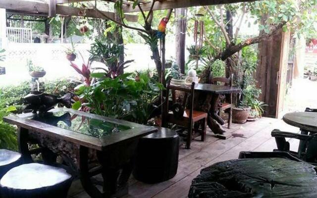 Shongthai&Maimhon