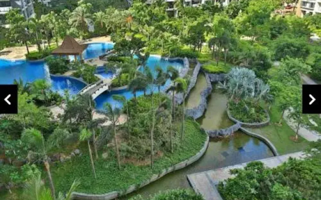 Sanya Lanhaiaige Holiday Inn