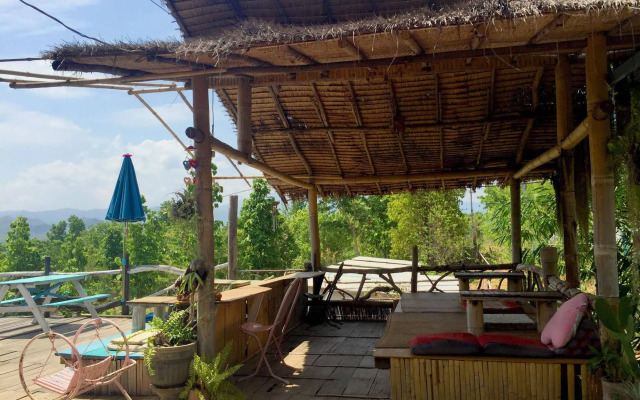 Armina Homestay