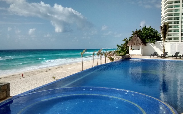 Ocean Dream Cancun