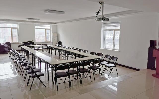 Hanting Hotel Fushunbei Railway Station