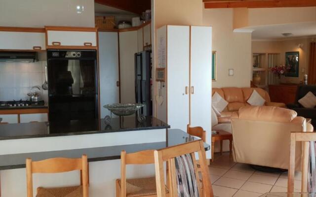 Blue Water Bay Holiday House