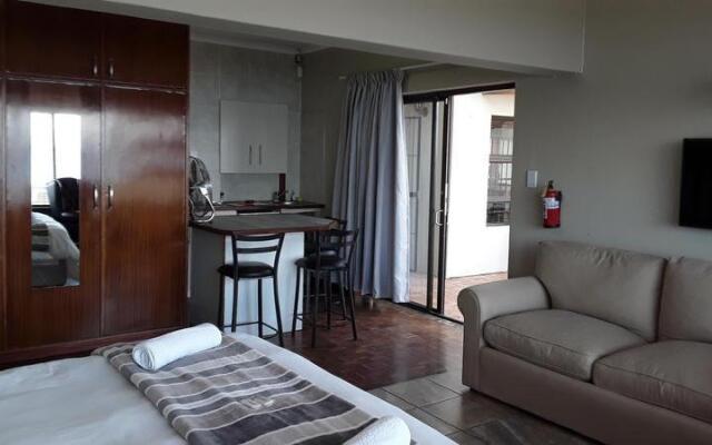 12 on Beach Guest House