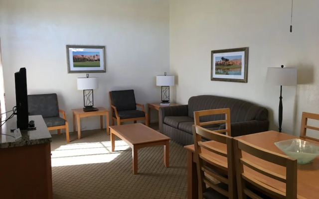 GetAways at Vista Mirage