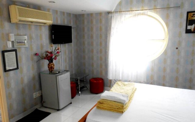 Taybalo Hostel Nha Trang