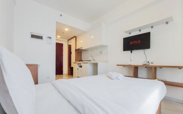 New And Comfy Studio Sky House Alam Sutera Apartment
