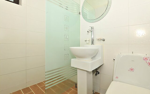 Gangneung Gyeongpo Chocolate Pension