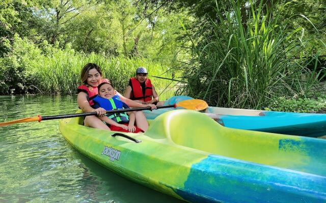 13 Son's Geronimo - Birdhouse Cabin