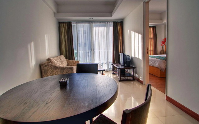 Sunset Residence Condotel – Guest Rooms – Kuta