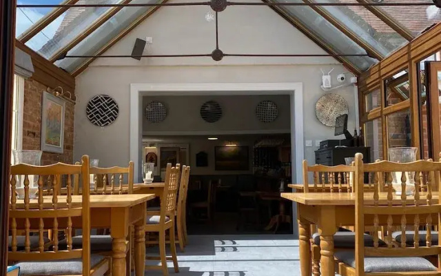 The Six Bells