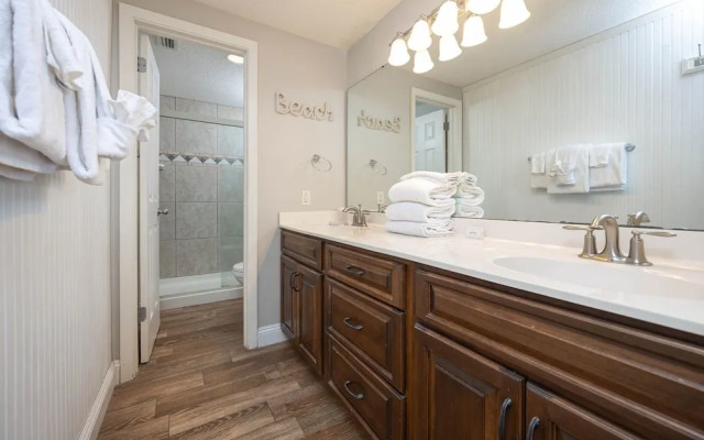 Phoenix X 1107 3 Bedroom Condo