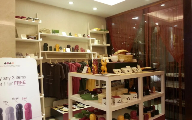Golden Silk Boutique
