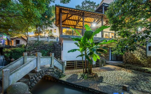 Anji Shuiwanwan Summer Viewing · North Latitude 30° Rafting Resort Coffee B&B – Outside – Huzhou