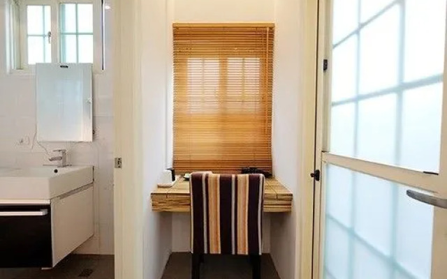 Pisces on the 6th and Breakfast