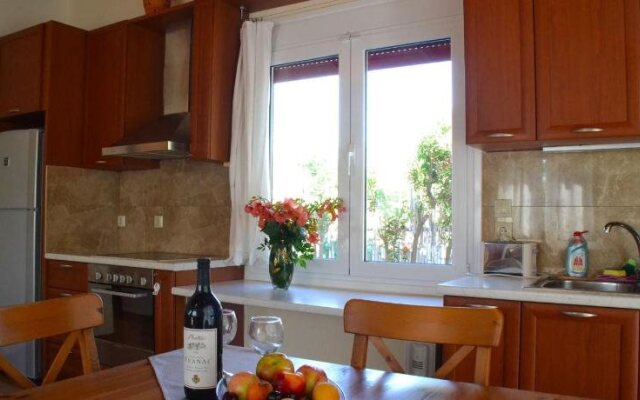 Gyra Villas