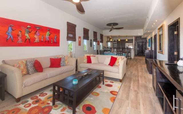 Pelican Penthouse -mangrove Dock 3 Bedroom Home by RedAwning