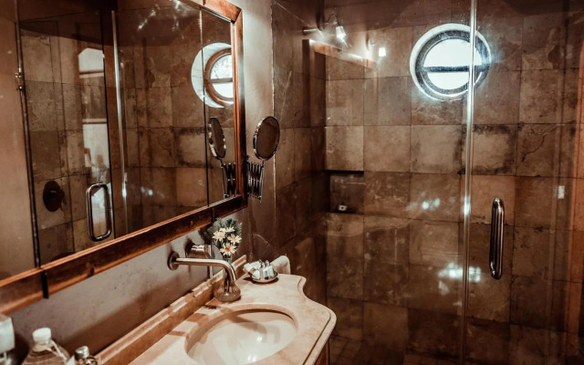 Hacienda Sepulveda Hotel & SPA