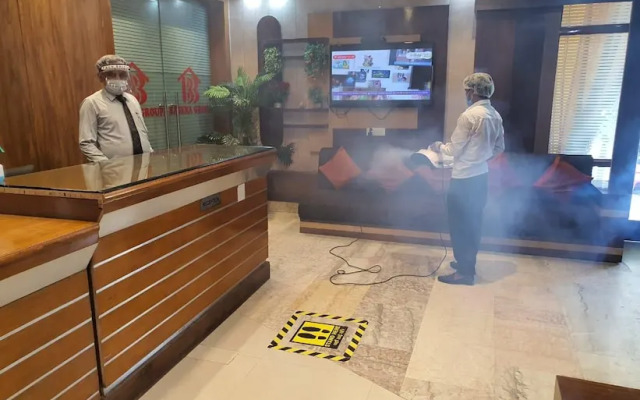 Hotel Vrindavan Garden