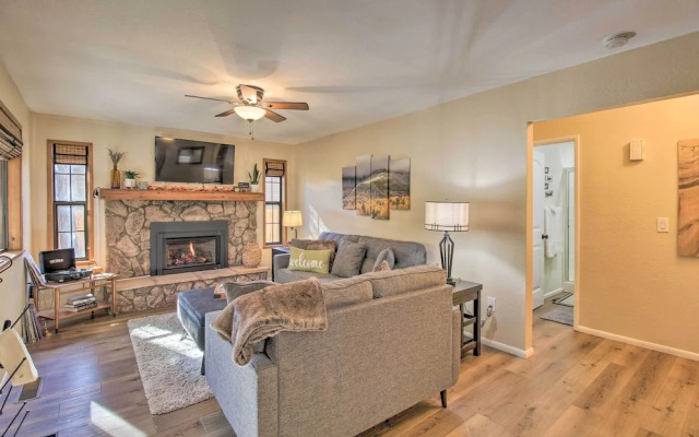 Fireplace, Deck & Grill: Pinetop Cabin Rental!