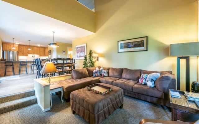 Pay Day Condominiums