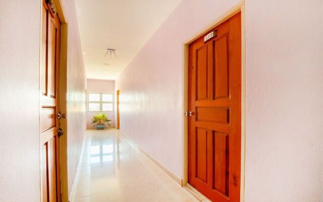 OYO 1065 Greenery House (Vaccinated Staff)